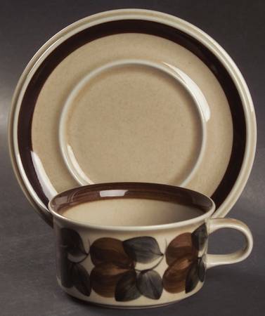 Ruija Troubadour Flat Cup & Saucer Set