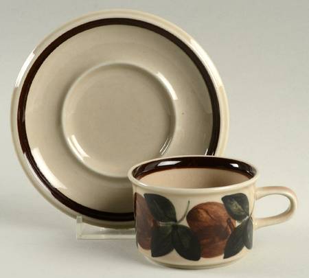 Ruija Troubadour Flat Demitasse Cup & Saucer Set