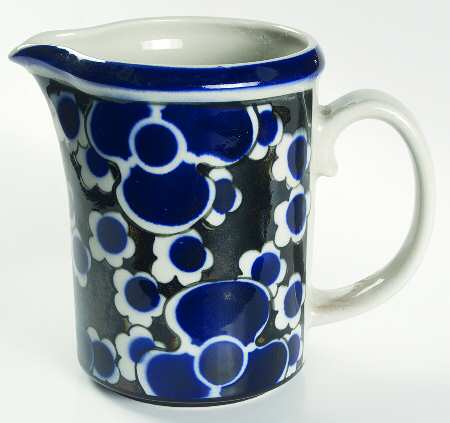 Saara 32 Oz Pitcher