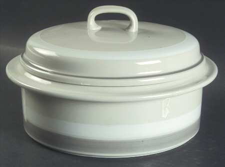 Salla 1.5 Qt Round Covered Casserole