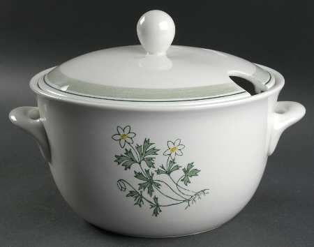 Suvi Tureen &  Lid