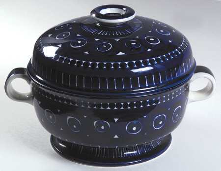 Valencia Tureen & Lid by Arabia of Finland