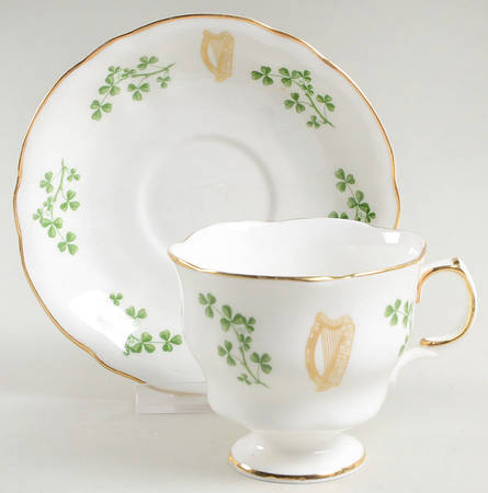 ARK11 Footed Cup & Saucer Set