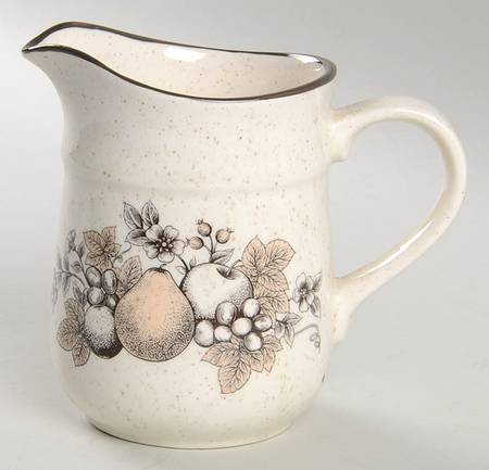 Erin Harvest Creamer
