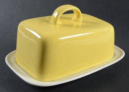 Glendree Cheese Dish with Lid (Wedge)