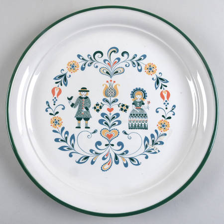 Lad N' Lassie 12" Chop Plate (Round Platter)