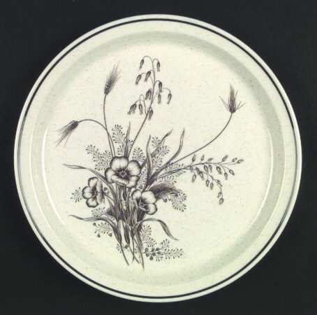 Marsh Flowers Dinner Plate