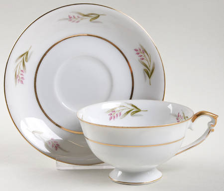 Belle Claire Footed Cup & Saucer Set