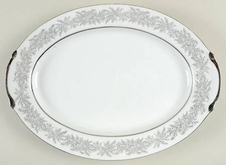 Filigree 14" Oval Serving Platter