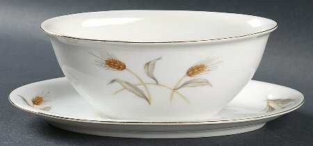 Golden Wheat Gravy Boat with Attached Underplate