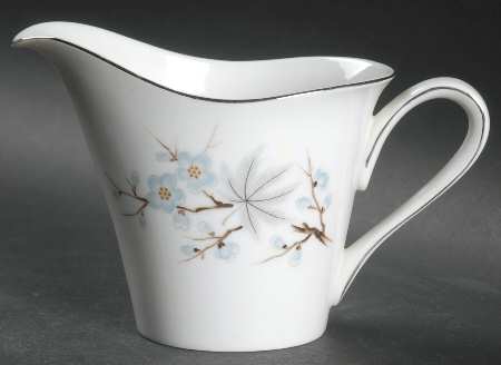 Lido Creamer