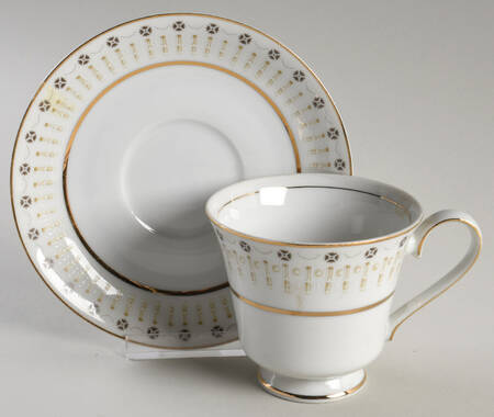 Majesty Footed Cup & Saucer Set