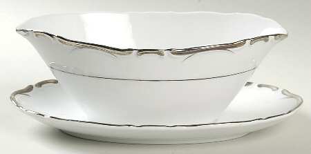 Marquis Gravy Boat with Attached Underplate