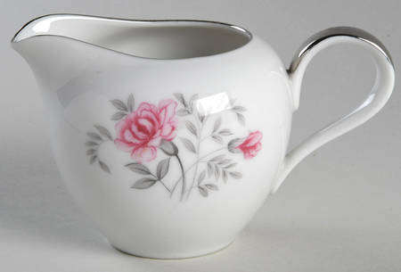 Petite Creamer
