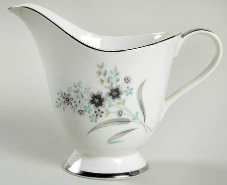 Saxony Creamer