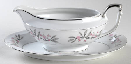 Sherwood Gravy Boat & Underplate