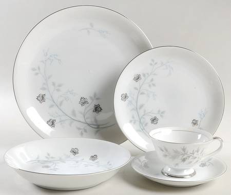 Silver Spray 5 Piece Place Setting