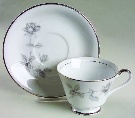 Sonata Footed Cup & Saucer Set