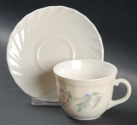 Champetre Flat Cup & Saucer Set