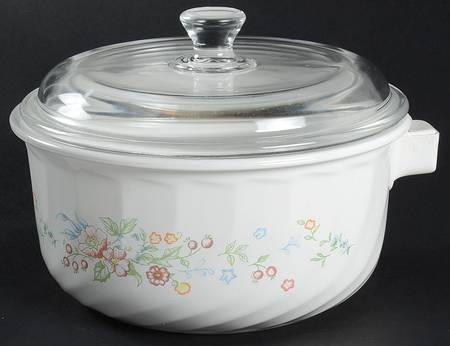 Victoria 1.5 Quart Saucepan with Lid