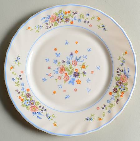 Victoria Salad Plate by Arcopal