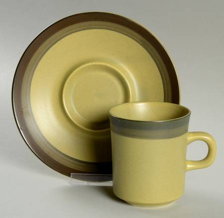 Apache Gold Flat Cup & Saucer Set