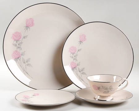 Champagne Rose 5 Piece Place Setting