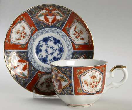 Imari Flat Cup & Saucer Set