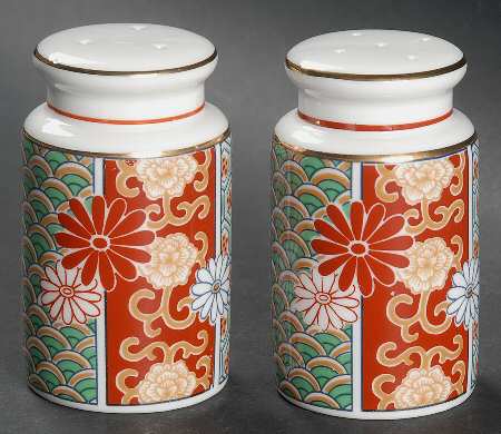 Imari Fan Salt & Pepper Set