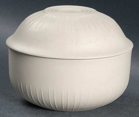 Lagoon Beige Sugar Bowl & Lid