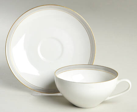 9573 Flat Cup & Saucer Set