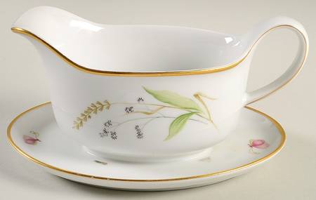ARZ2 Gravy Boat with Attached Underplate