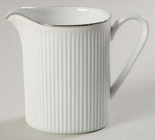 Viceroy Creamer