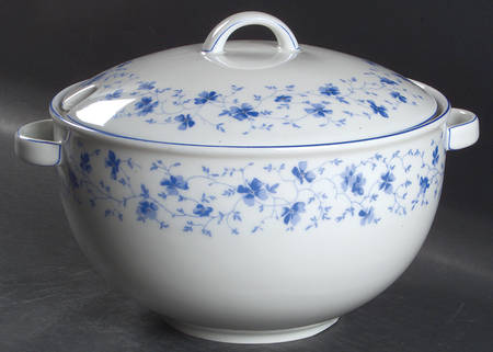 Blue Flowers (Blue Trim, Rim) Tureen &  Lid