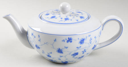 Blue Flowers (Blue Trim, Rim) Teapot & Lid