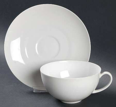 Brasilia White Oversized Cup & Saucer Set