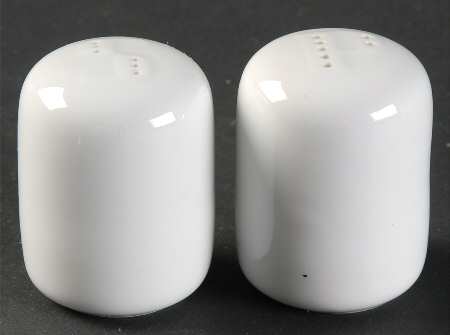 Delta Salt & Pepper Set