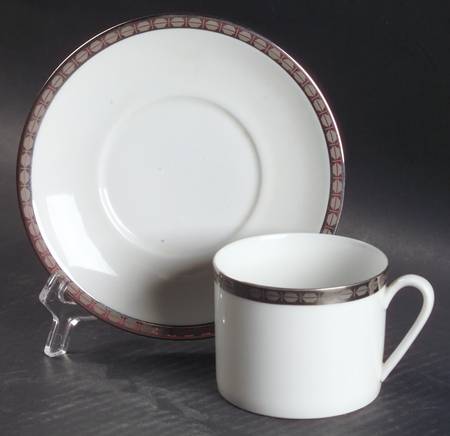 Grand Prix Platine Flat Cup & Saucer Set