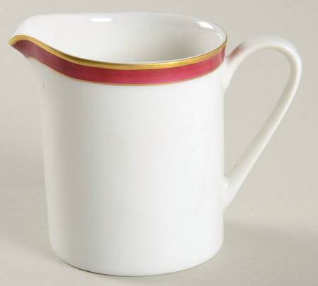 Grand Prix Rouge Mini Creamer