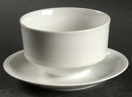 Grand Prix White Gravy Boat with Attached Underplate