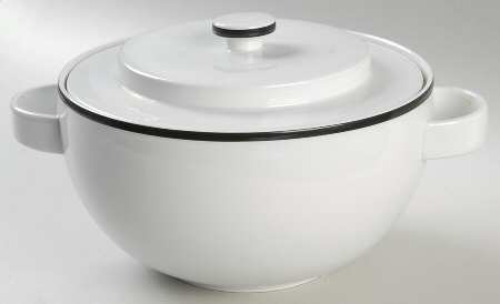Linea Negra Round Covered Vegetable