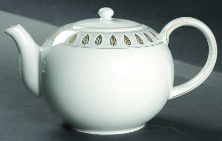 Lotus Teapot & Lid