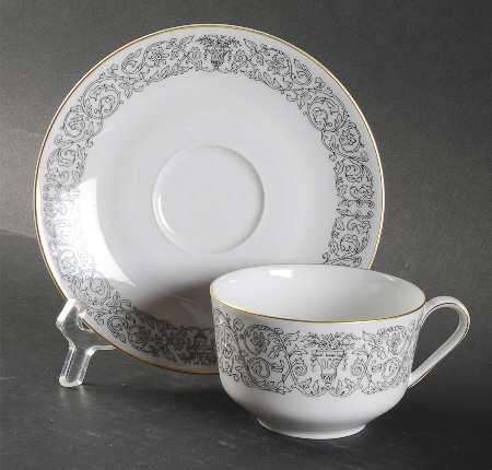 Medici Black Flat Cup & Saucer Set