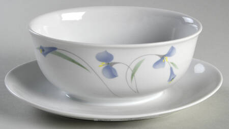 Midnight Gravy Boat with Attached Underplate