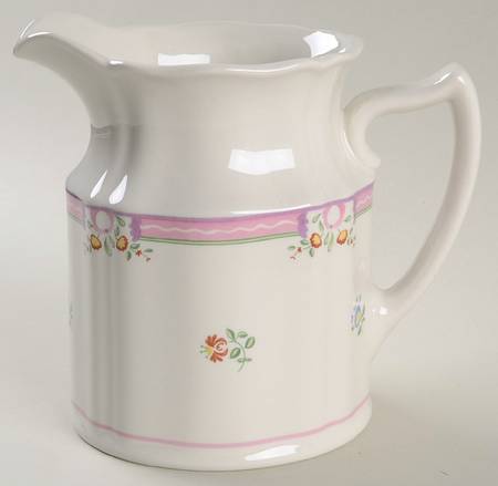 Alice 24 Oz Pitcher