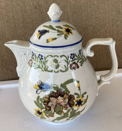 Nancy Teapot & Lid
