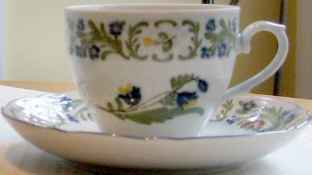 Nancy Flat Cup & Saucer Set