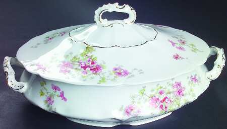 AUS1 Oval Covered Vegetable