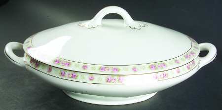 AUS10 Oval Covered Vegetable