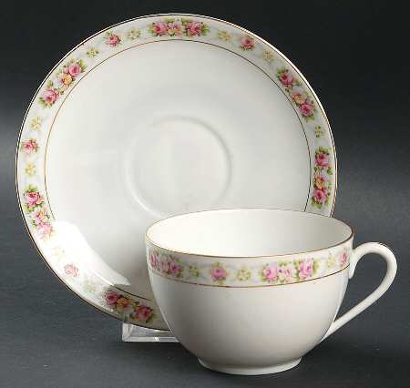 AUS10 Flat Cup & Saucer Set